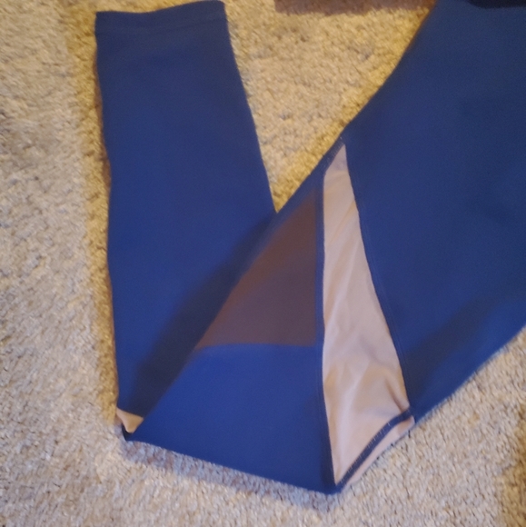 Fabletics set - Picture 2 of 6